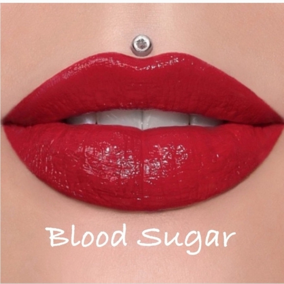 Jeffree Star Other - Jeffree Star Red Lipstick High-Shine Full Coverage